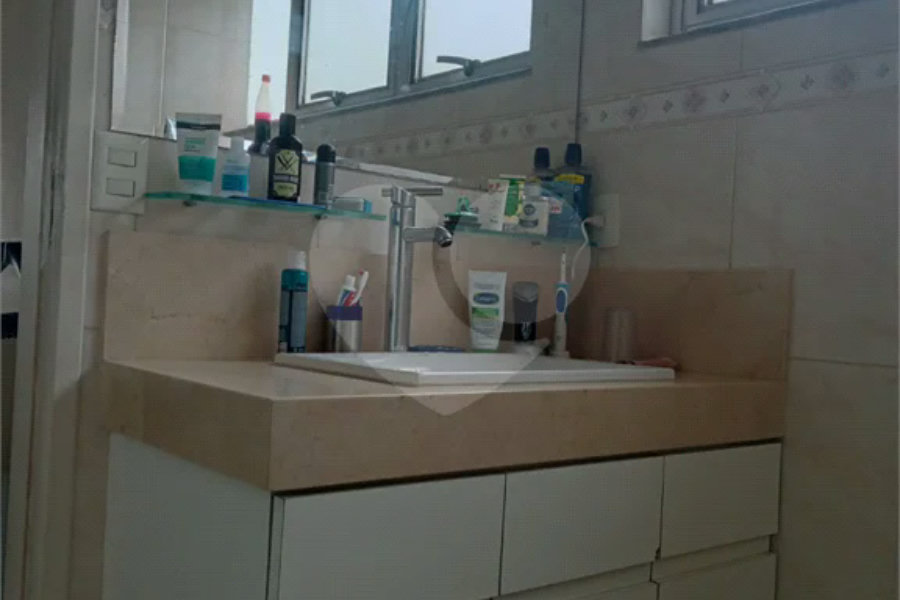 Apartamento à venda com 3 quartos, sendo 1 suíte, em Jardim Paulista, São Paulo, SP