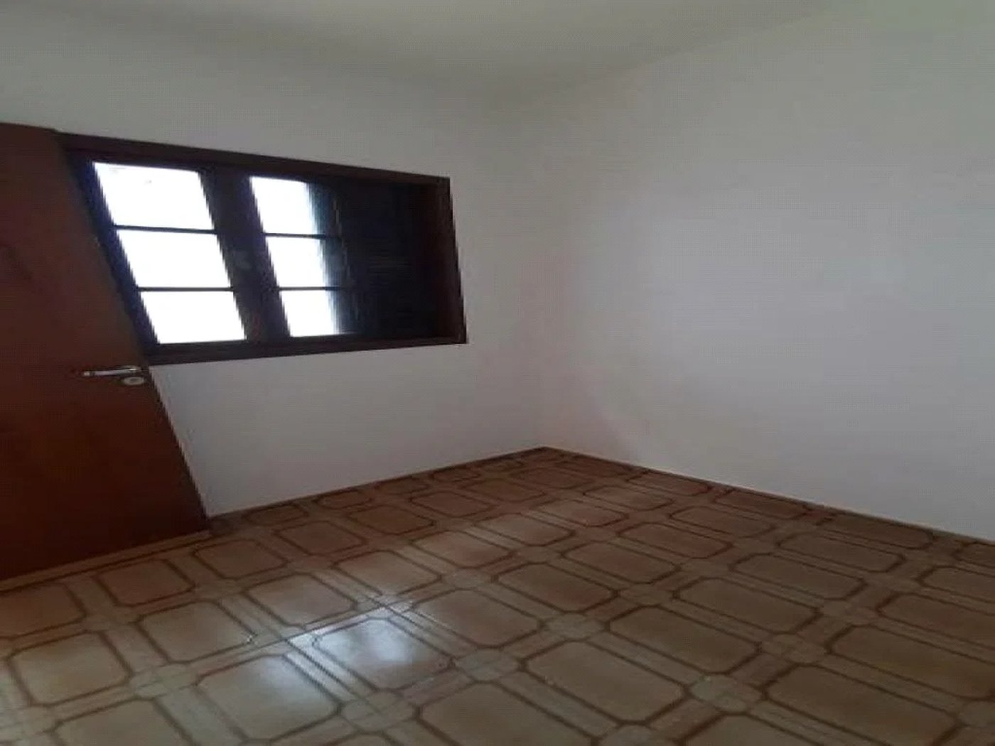 Casa à venda com 3 quartos, sendo 1 suíte, em Rio Pequeno, São Paulo, SP