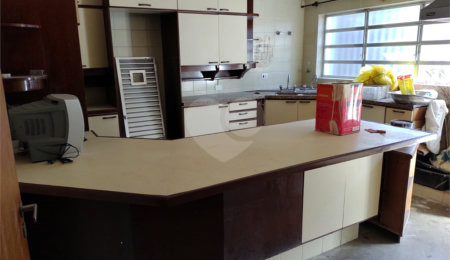 Casa Térrea para alugar com 4 quartos, sendo 2 suítes,  em Vila Guarani (z Sul), São Paulo, SP