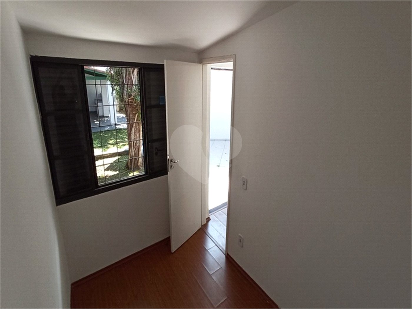 Sobrado para alugar com 3 quartos, sendo 1 suíte,  em Vila Oliveira, Mogi das Cruzes, SP