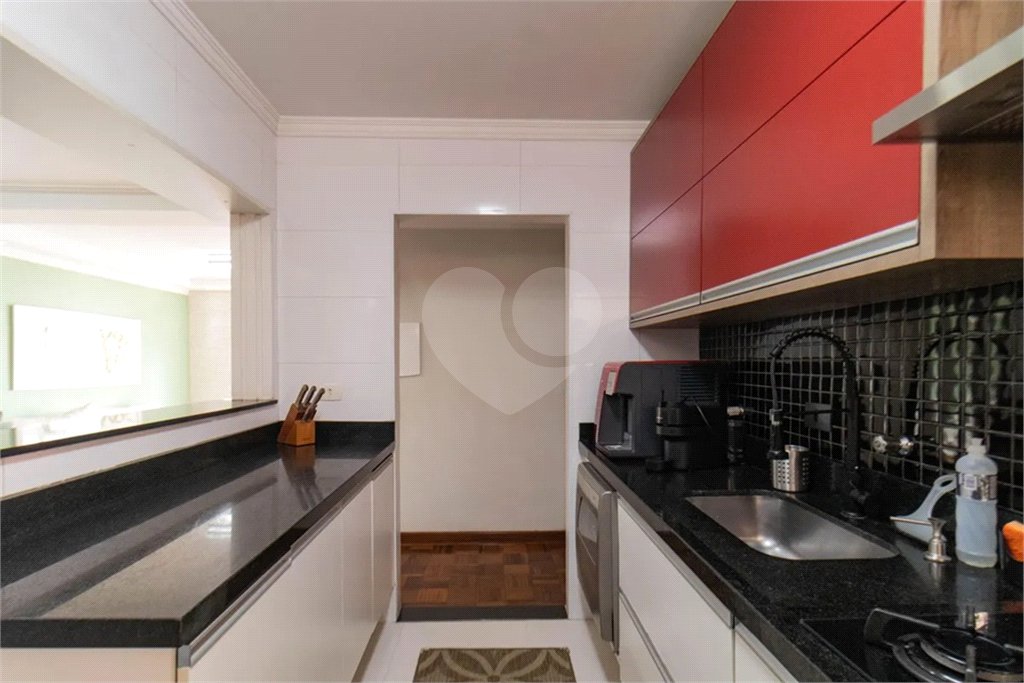 Apartamento à venda com 3 quartos em Vila Pompéia, São Paulo, SP