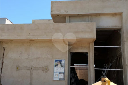 Casa à venda com 3 quartos, sendo 1 suíte, no condomínio Residencial Jardim, Sorocaba - SP