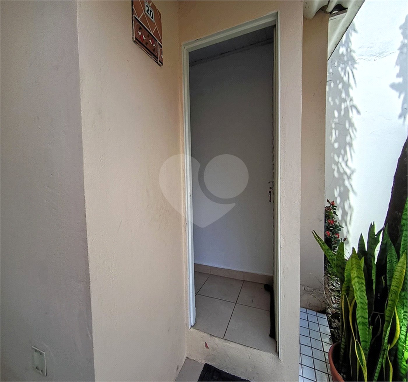 Casa para alugar com 1 quarto no condomínio Cond R Claudio Rodrigues Lopes, São Paulo - SP