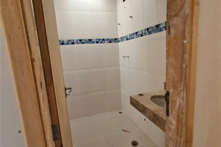 Sobrado à venda com 3 quartos, sendo 1 suíte, em Vila Gomes, São Paulo, SP