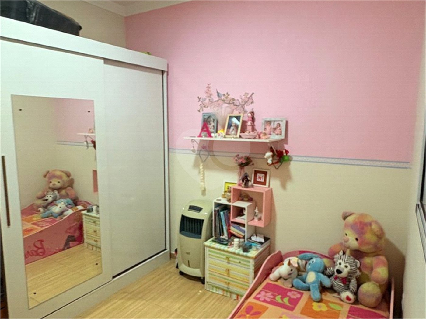Casa à venda com 3 quartos, sendo 1 suíte,  no condomínio Jd Portugal, Sorocaba - SP