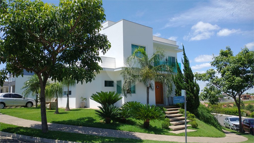 Casa à venda com 3 suítes no condomínio Residencial Central Parque, Salto - SP