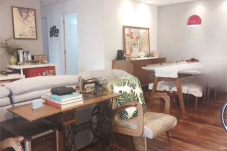 Apartamento à venda com 2 quartos, sendo 1 suíte, em Vila Andrade, São Paulo, SP