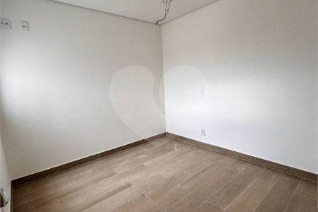 Apartamento à venda com 3 quartos, sendo 1 suíte, em Cidade Mãe do Céu, São Paulo, SP