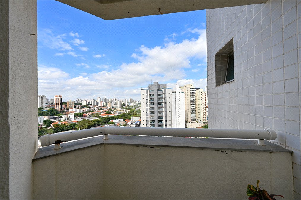 Apartamento à venda com 3 quartos, sendo 1 suíte,  em Chácara Inglesa, São Paulo, SP