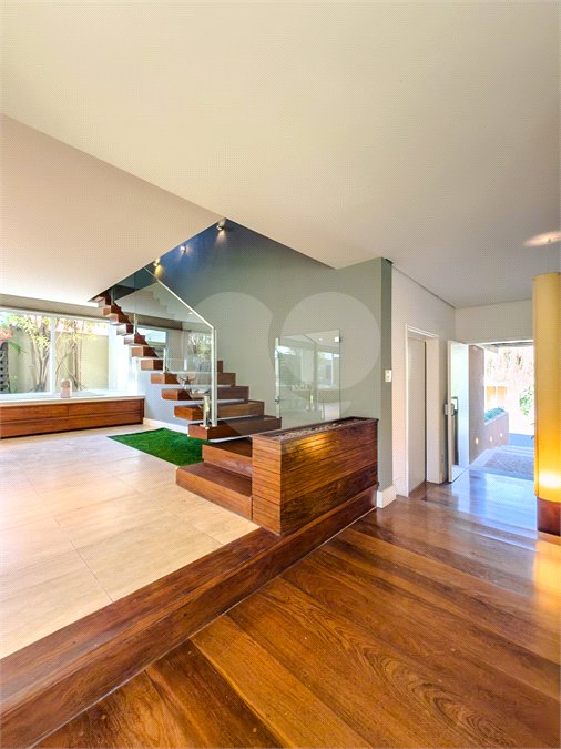 Casa à venda com 4 suítes no condomínio Villa Borghese, Indaiatuba - SP
