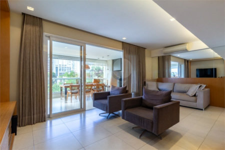 Apartamento à venda com 3 suítes em Água Branca, São Paulo, SP
