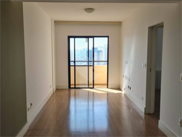 Apartamento à venda com 2 quartos, sendo 1 suíte,  em Santana, São Paulo, SP