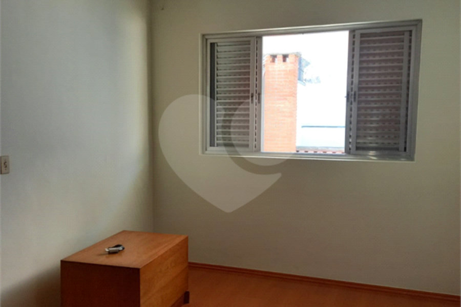 Sobrado à venda com 5 quartos, sendo 2 suítes,  em Tremembé, São Paulo, SP