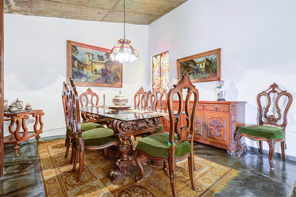 Sobrado à venda com 4 suítes em Brooklin Velho, São Paulo, SP