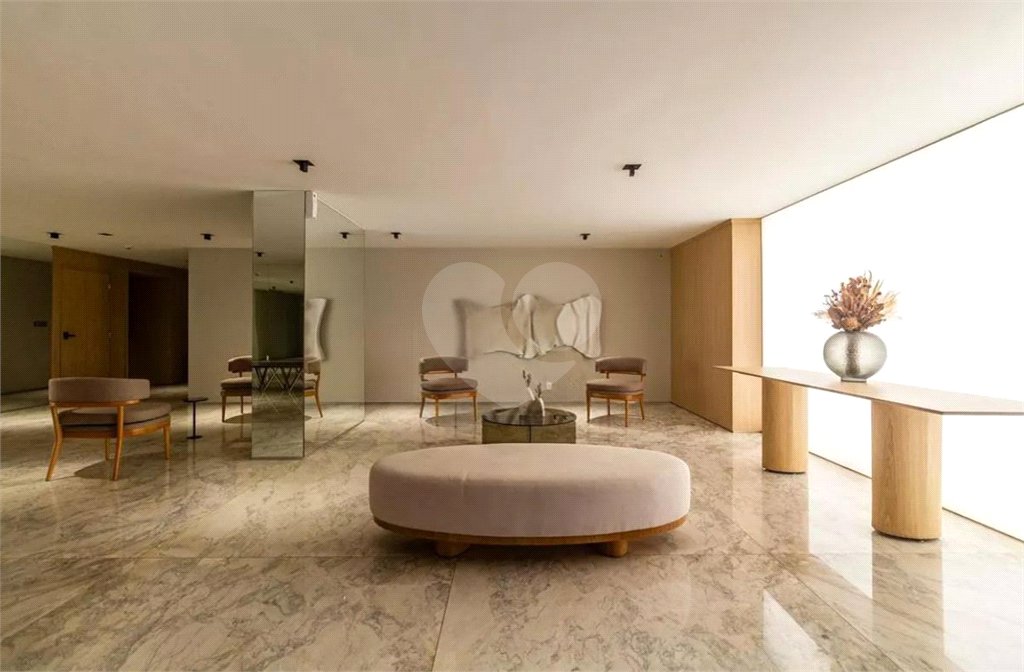 Apartamento à venda com 3 quartos, sendo 1 suíte, em Jardim Paulista, São Paulo, SP