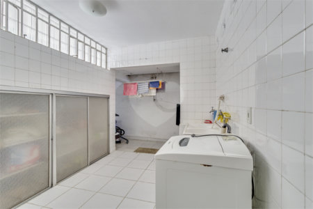 Sobrado à venda com 3 quartos, sendo 1 suíte, em Chácara Flora, São Paulo, SP