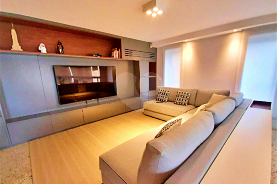 Apartamento à venda com 4 quartos, sendo 3 suítes, em Santana, São Paulo, SP