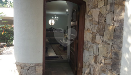 Casa à venda com 3 quartos, sendo 2 suítes,  em Jardim Campo Grande, São Paulo, SP