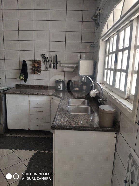 Sobrado à venda com 4 quartos, sendo 1 suíte, em Chácara Jafet, Mogi das Cruzes, SP