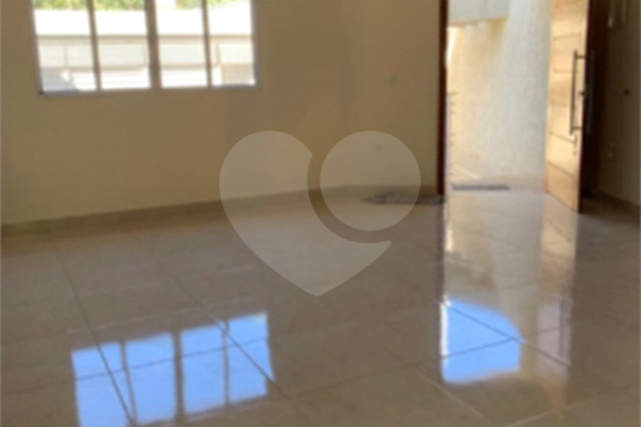 Sobrado à venda com 3 quartos, sendo 1 suíte,  em Horto, São Paulo, SP