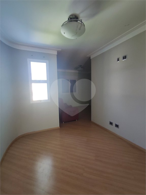 Casa à venda com 3 suítes no condomínio Residencial Suzano, Suzano - SP