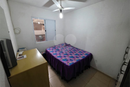 Casa com edícula no Abdelnur.