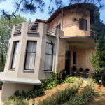 Casa à venda ou para alugar com 4 quartos, sendo 2 suítes, no condomínio Cantareira, Mairiporã - SP