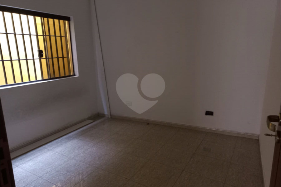 Sobrado à venda com 3 quartos, sendo 2 suítes, em Parada Inglesa, São Paulo, SP