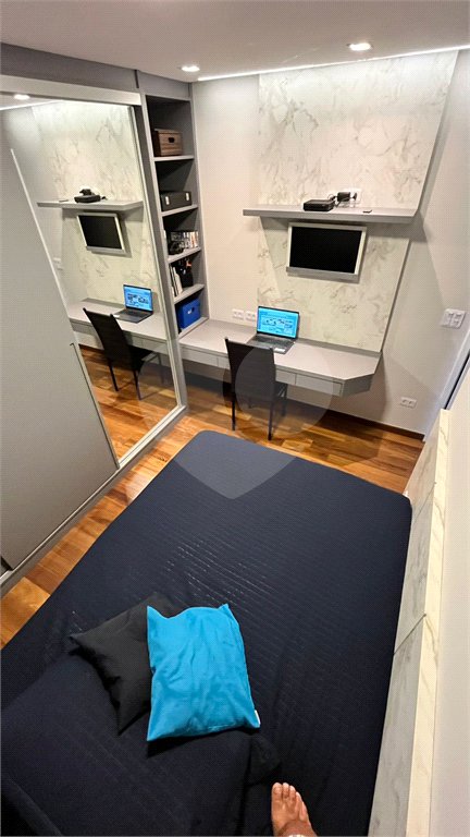 Apartamento à venda com 4 quartos, sendo 3 suítes, em Cambuci, São Paulo, SP