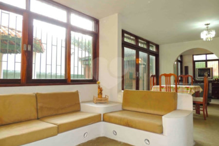 Casa de Vila à venda com 4 quartos, sendo 2 suítes, em Jardim dos Estados, São Paulo, SP