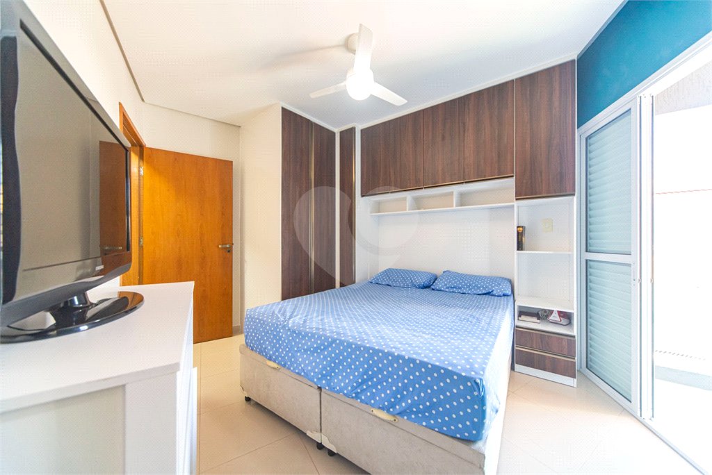 Sobrado à venda ou para alugar com 3 quartos, sendo 2 suítes, em Vila Linda, Santo André, SP