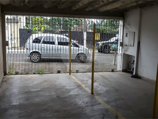 Sobrado à venda com 3 quartos, sendo 1 suíte,  em Jardim Prudência, São Paulo, SP
