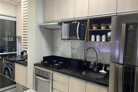 Apartamento à venda com 2 quartos, sendo 1 suíte,  em Fazenda Morumbi, São Paulo, SP