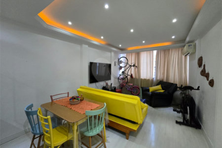 Apartamento à venda com 2 quartos, sendo 1 suíte,  em Maracanã, Rio de Janeiro, RJ