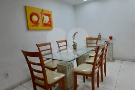 Casa à venda com 3 quartos, sendo 1 suíte,  em Alto Ipiranga, Mogi das Cruzes, SP