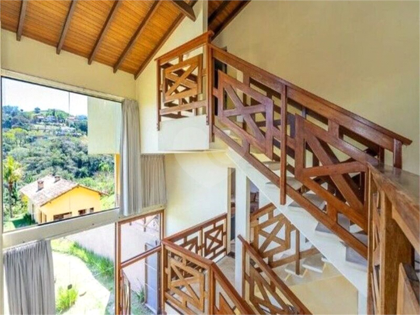 Casa para alugar com 4 suítes em Vila Santo Antônio, São Roque, SP
