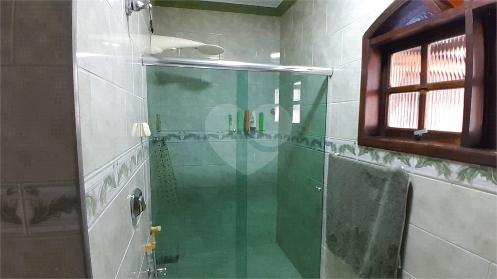 Casa à venda com 4 quartos, sendo 1 suíte, em Bangu, Rio de Janeiro, RJ