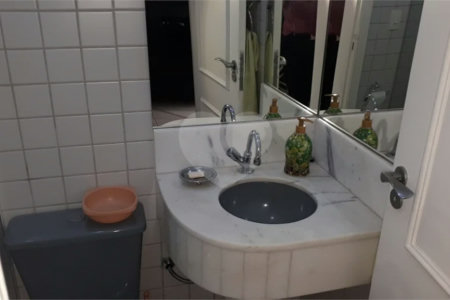 Sobrado à venda com 3 suítes em Água Fria, São Paulo, SP