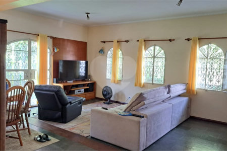 Casa à venda com 3 quartos, sendo 2 suítes, em Jardim Paraíso, Itu, SP