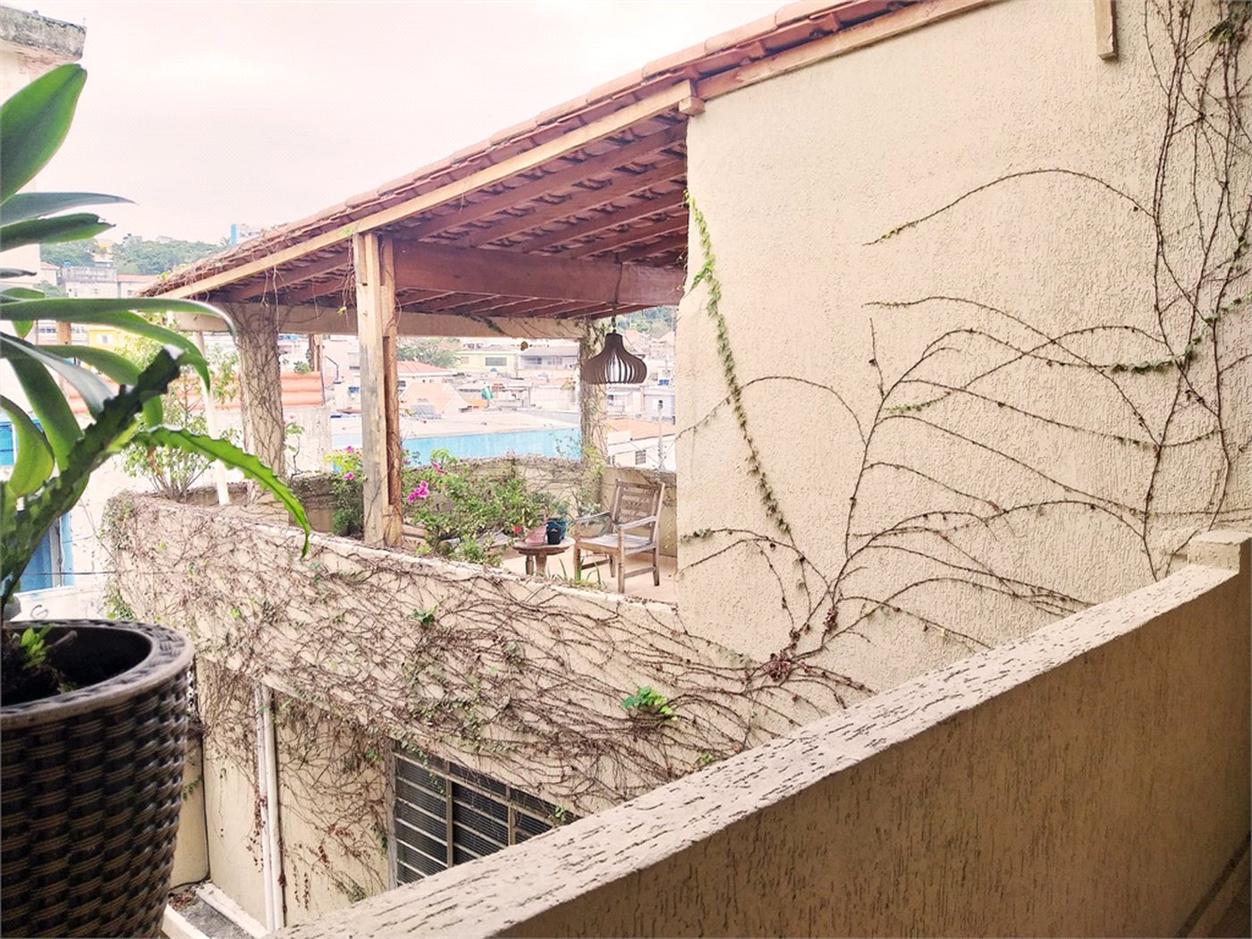 Casa Térrea à venda com 3 quartos, sendo 1 suíte, em Jardim Marisa, São Paulo, SP