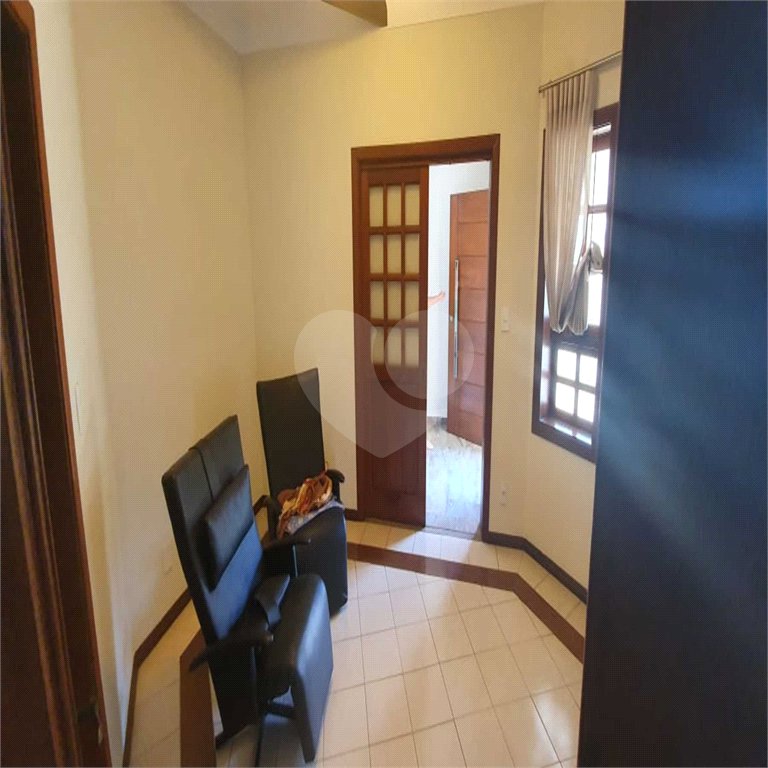 Casa à venda com 4 quartos, sendo 3 suítes, no condomínio Village Terras de Indaiá, Indaiatuba - SP