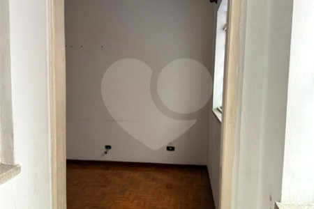 Apartamento à venda com 2 quartos em Vila São Geraldo, São Paulo, SP