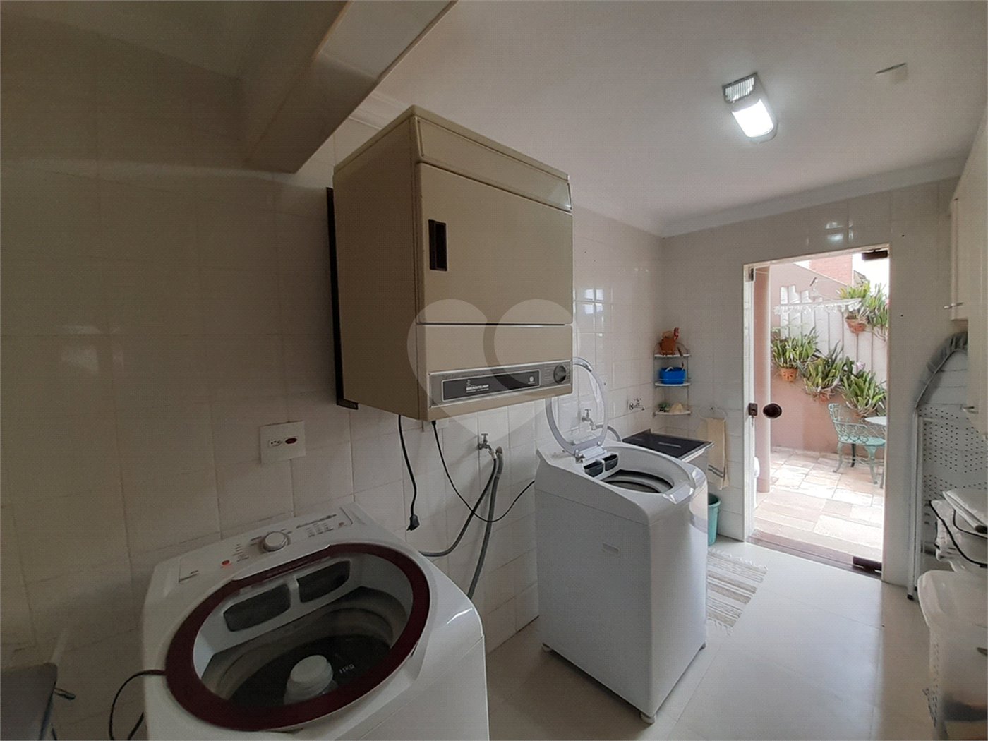 Casa à venda com 4 quartos, sendo 2 suítes,  em Jardim Floresta, São Paulo, SP