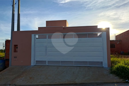 Casa à venda com 3 quartos, sendo 1 suíte, em Jardim dos Ipês, Salto, SP