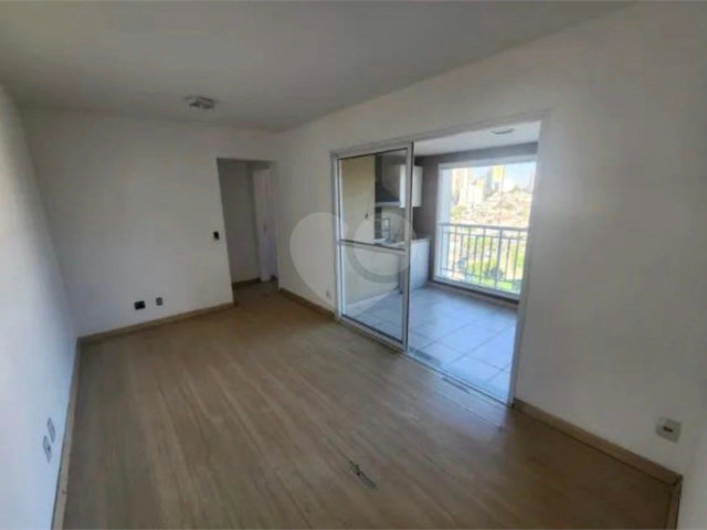 Apartamento à venda com 2 quartos, sendo 1 suíte,  em Saúde, São Paulo, SP