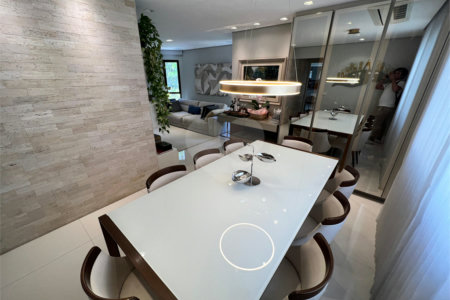 Apartamento à venda com 4 quartos, sendo 3 suítes, em Itaim Bibi, São Paulo, SP