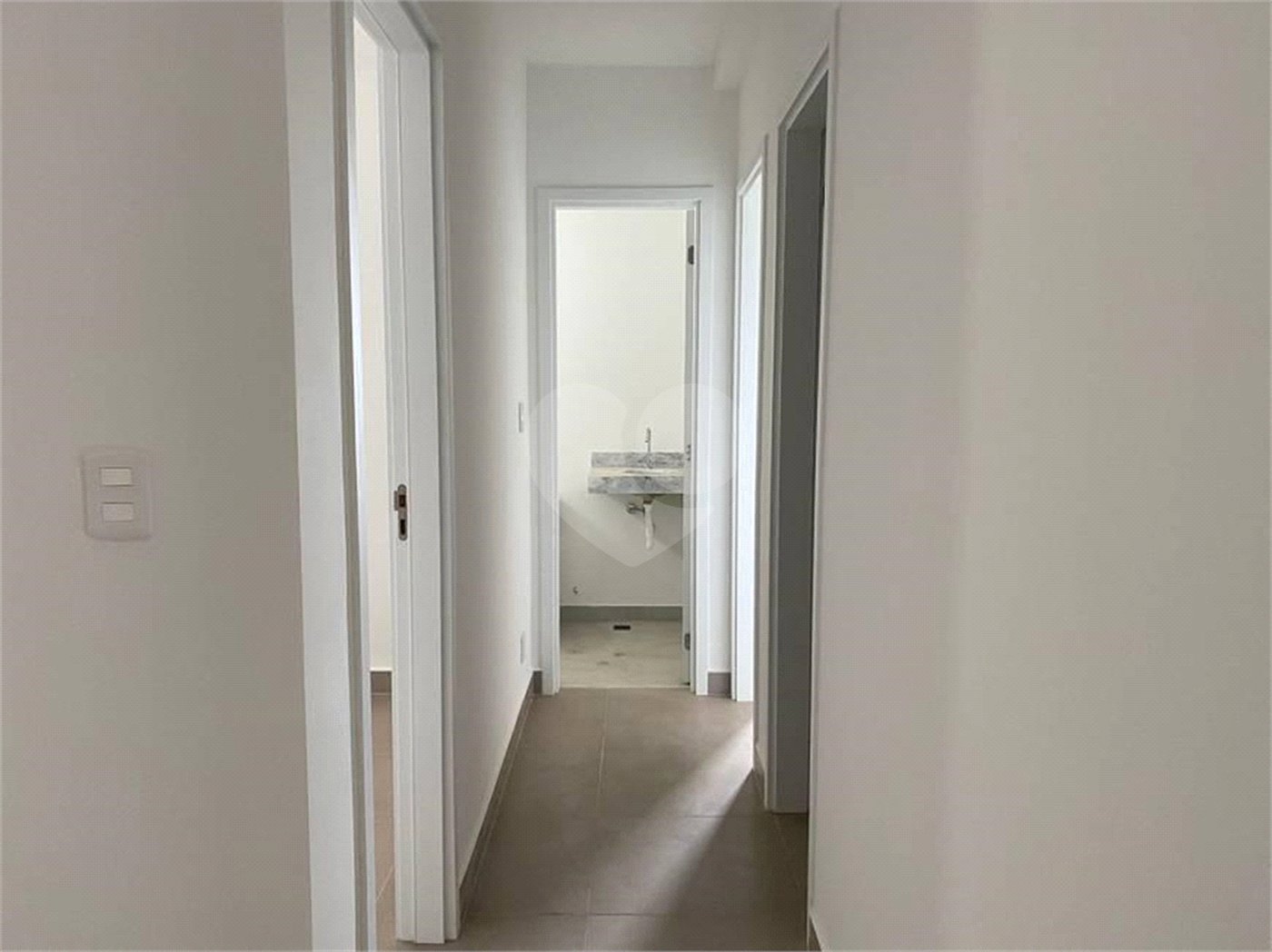Apartamento à venda com 2 quartos, sendo 1 suíte, em Jardim Bela Vista, Indaiatuba, SP