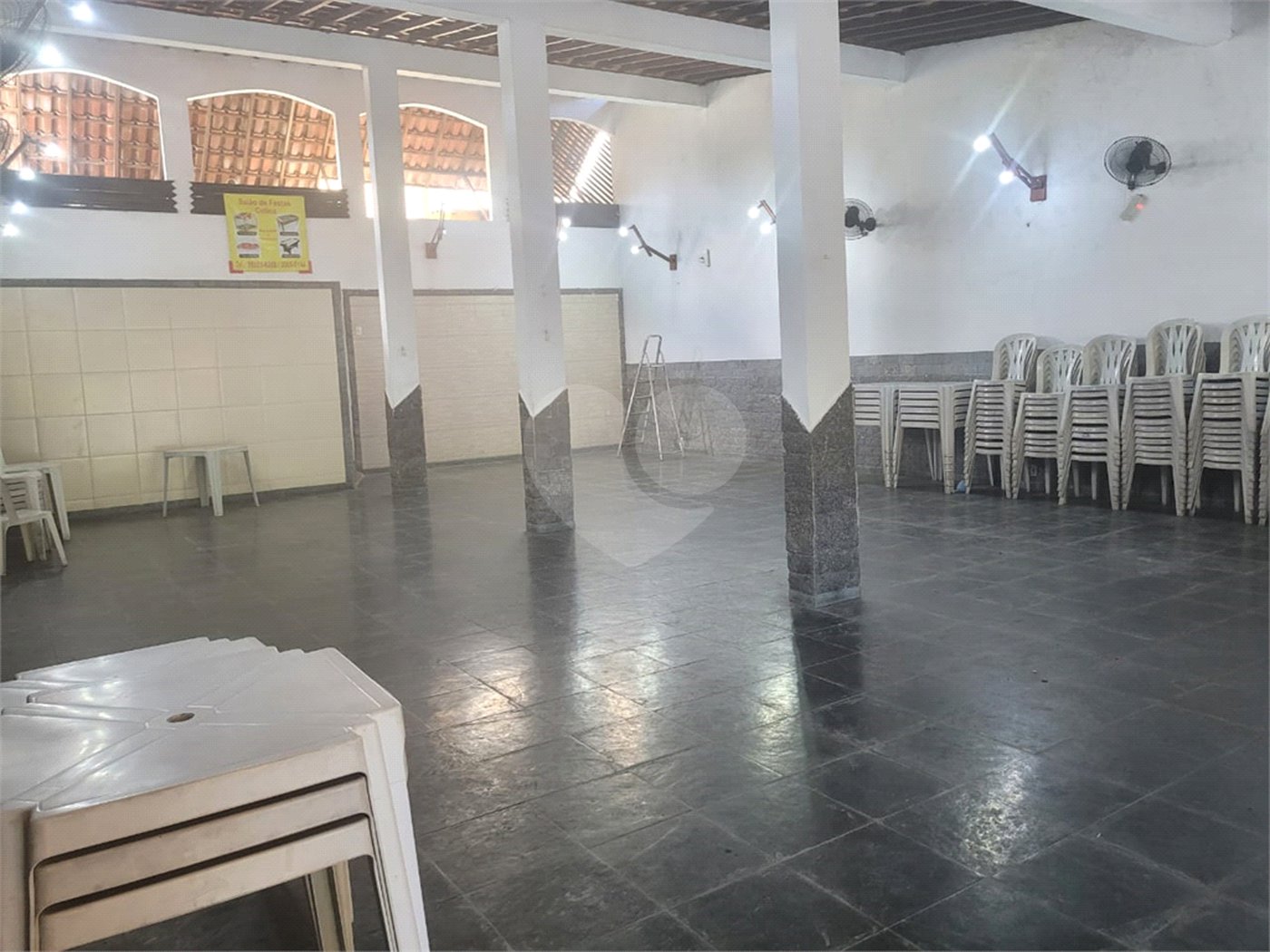 Casa à venda com 5 quartos, sendo 1 suíte, em Guaratiba, Rio de Janeiro, RJ