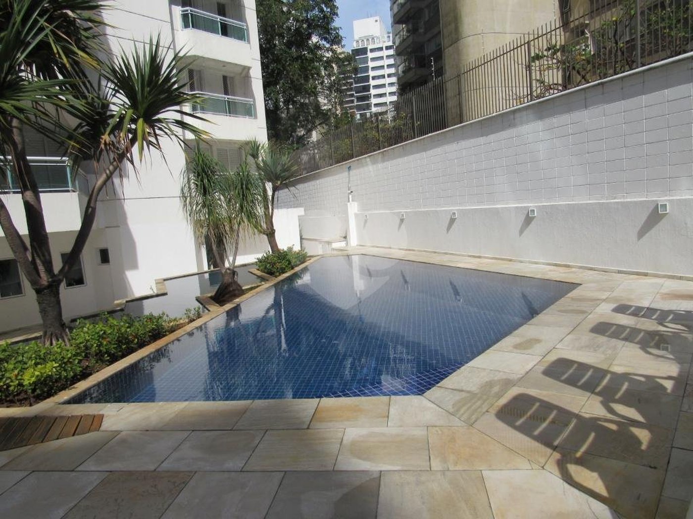 Apartamento à venda com 3 suítes em Real Parque, São Paulo, SP
