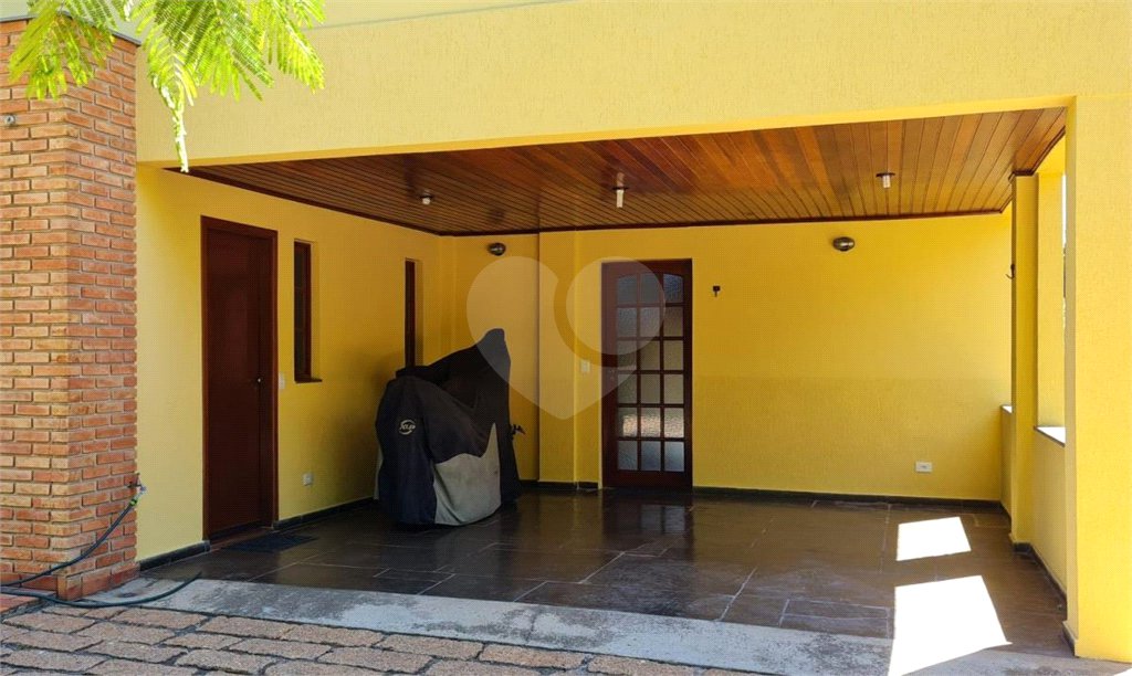Casa à venda com 4 quartos, sendo 2 suítes, no condomínio Santo Antonio I, Itu - SP
